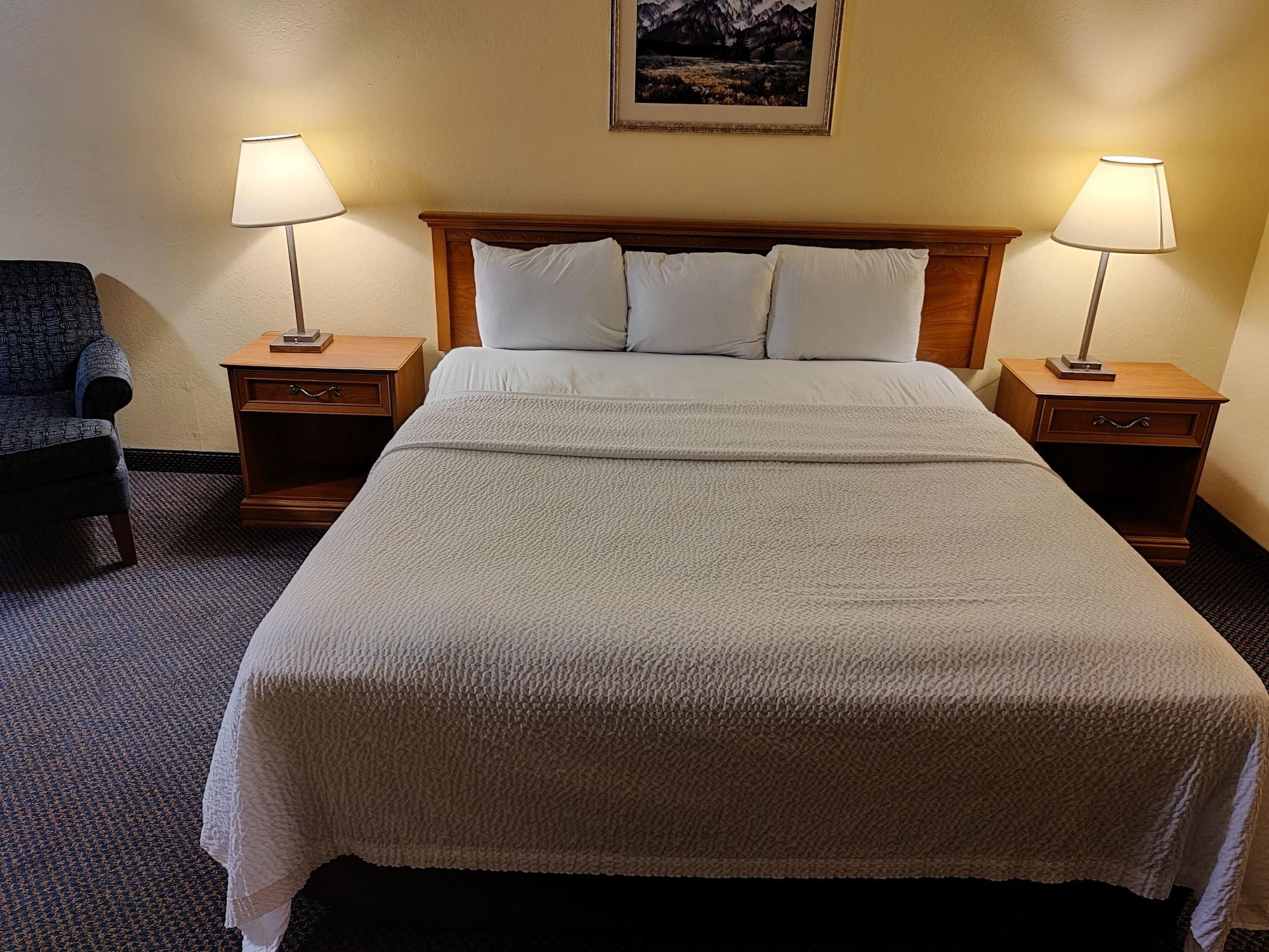 Days Inn By Wyndham Stockton Εξωτερικό φωτογραφία