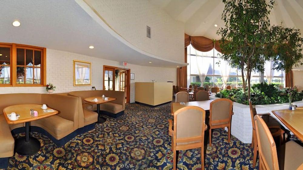 Days Inn By Wyndham Stockton Εξωτερικό φωτογραφία